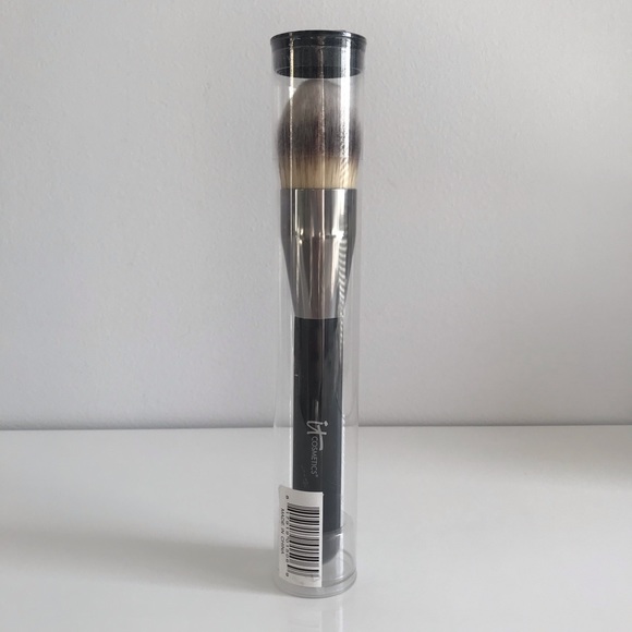 IT Cosmetics Heavenly Luxe Complexion Master Brush #16 - Picture 8 of 11